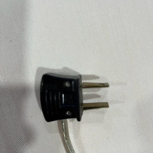 Antique Glass Table Lamp - Picture 11 of 12